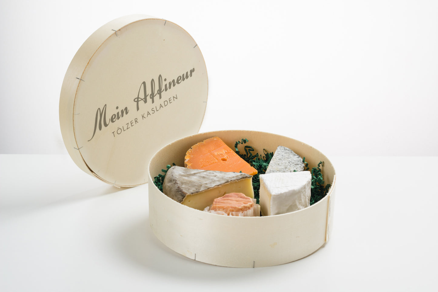 Box_klein_2020