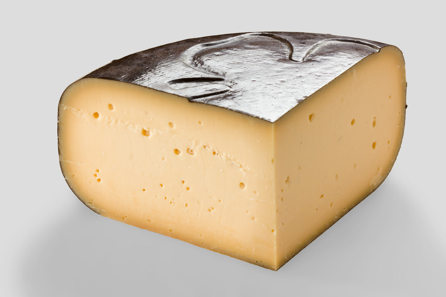 Gouda_pikant_0964_HG_grau